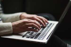 Jakie są najważniejsze trendy w branży e-commerce w tym roku?